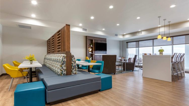 MainStay Suites Carlsbad Restaurant