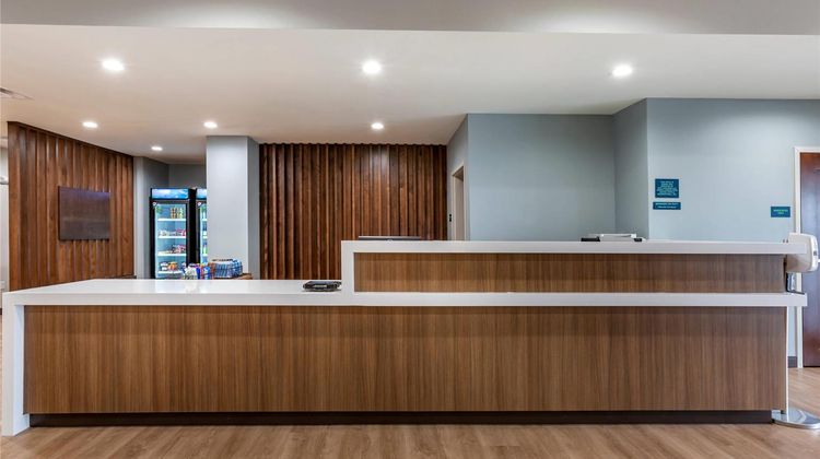 MainStay Suites Carlsbad Lobby