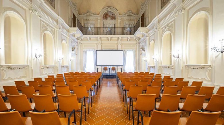<b>Tivoli Palazzo Gaddi Meeting</b>. Images powered by <a href="https://iceportal.shijigroup.com/" title="IcePortal" target="_blank">IcePortal</a>.