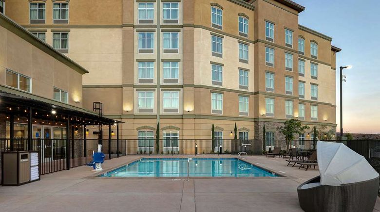 <b>Homewood Suites by Hilton Santa Clarita Pool</b>. Images powered by <a href="https://iceportal.shijigroup.com/" title="IcePortal" target="_blank">IcePortal</a>.