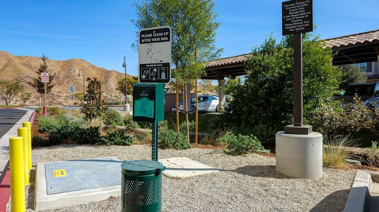 <b>Homewood Suites by Hilton Santa Clarita Exterior</b>. Images powered by <a href="https://iceportal.shijigroup.com/" title="IcePortal" target="_blank">IcePortal</a>.