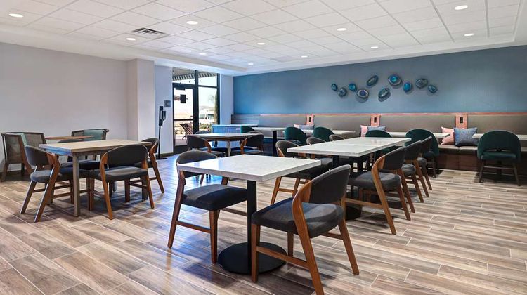 Homewood Suites by Hilton Santa Clarita Lobby