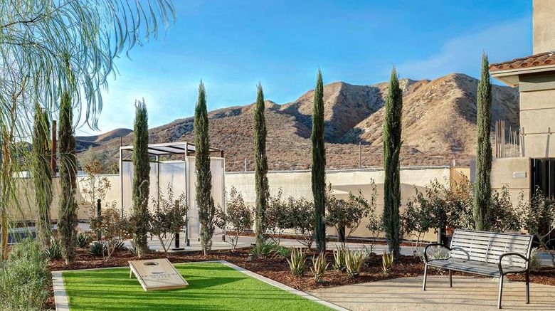 <b>Homewood Suites by Hilton Santa Clarita Recreation</b>. Images powered by <a href="https://iceportal.shijigroup.com/" title="IcePortal" target="_blank">IcePortal</a>.