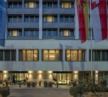 Hilton Geneva Hotel and Conference Ctr Exterior