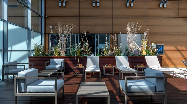 Hilton Geneva Hotel and Conference Ctr Pool
