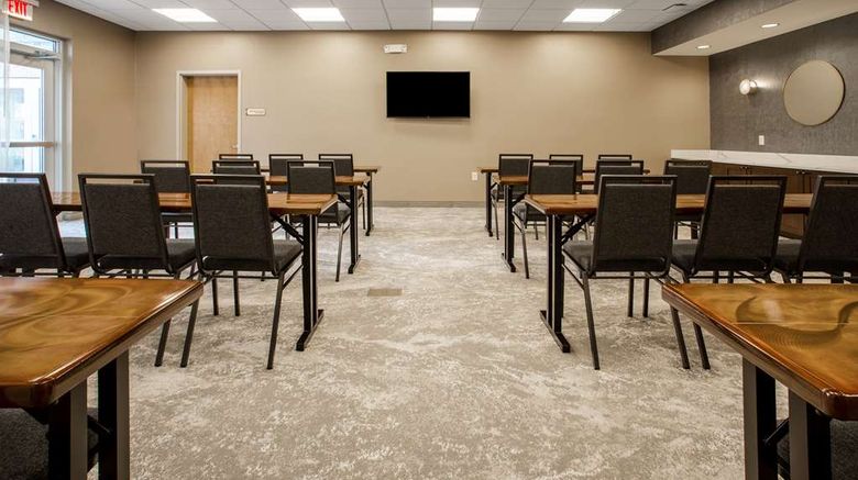 <b>Homewood Suites Coastal Grand Mall Meeting</b>. Images powered by <a href="https://iceportal.shijigroup.com/" title="IcePortal" target="_blank">IcePortal</a>.