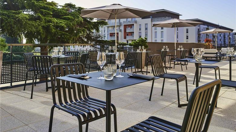 <b>Ibis Montlhery Paris South Restaurant</b>. Images powered by <a href="https://iceportal.shijigroup.com/" title="IcePortal" target="_blank">IcePortal</a>.