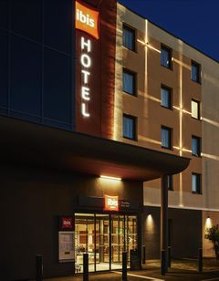 Ibis Montlhery Paris South