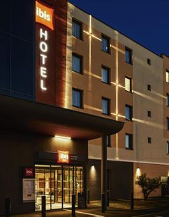 Ibis Montlhery Paris South