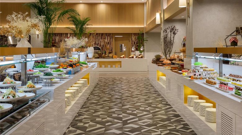 <b>Rixos Water World Aktau Restaurant</b>. Images powered by <a href="https://iceportal.shijigroup.com/" title="IcePortal" target="_blank">IcePortal</a>.