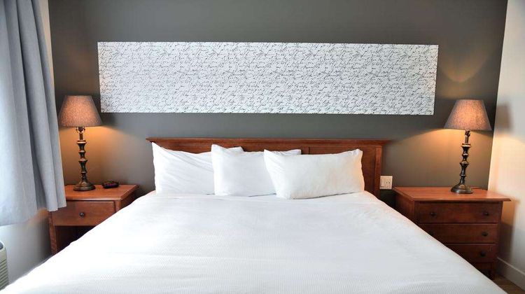 Hotel L'Empress Room