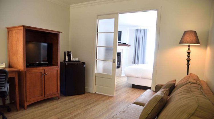 Hotel L'Empress Room