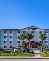 WoodSpring Suites Naples West