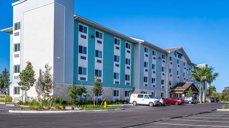 <b>WoodSpring Suites Naples West Exterior</b>. Images powered by <a href="https://iceportal.shijigroup.com/" title="IcePortal" target="_blank">IcePortal</a>.