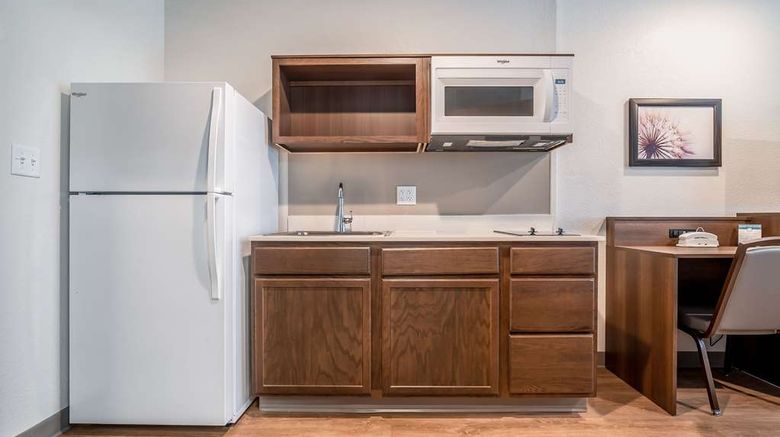 <b>WoodSpring Suites Naples West Room</b>. Images powered by <a href="https://iceportal.shijigroup.com/" title="IcePortal" target="_blank">IcePortal</a>.