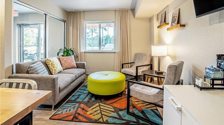 <b>WoodSpring Suites Naples Lobby</b>. Images powered by <a href="https://iceportal.shijigroup.com/" title="IcePortal" target="_blank">IcePortal</a>.