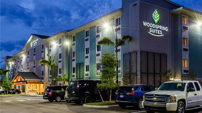 <b>WoodSpring Suites Naples Exterior</b>. Images powered by <a href="https://iceportal.shijigroup.com/" title="IcePortal" target="_blank">IcePortal</a>.