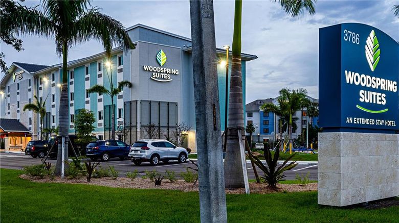 <b>WoodSpring Suites Naples Exterior</b>. Images powered by <a href="https://iceportal.shijigroup.com/" title="IcePortal" target="_blank">IcePortal</a>.