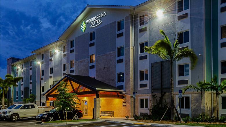 <b>WoodSpring Suites Naples Exterior</b>. Images powered by <a href="https://iceportal.shijigroup.com/" title="IcePortal" target="_blank">IcePortal</a>.
