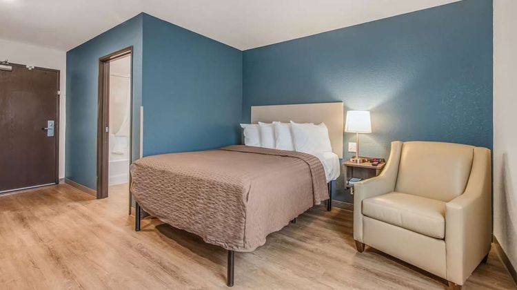 WoodSpring Suites Doral Miami Airport Room