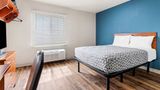 <b>WoodSpring Suites Tulsa Room</b>. Images powered by <a href="https://iceportal.shijigroup.com/" title="IcePortal" target="_blank">IcePortal</a>.