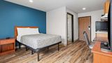 <b>WoodSpring Suites Tulsa Room</b>. Images powered by <a href="https://iceportal.shijigroup.com/" title="IcePortal" target="_blank">IcePortal</a>.