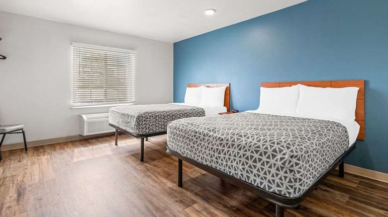 <b>WoodSpring Suites Tulsa Room</b>. Images powered by <a href="https://iceportal.shijigroup.com/" title="IcePortal" target="_blank">IcePortal</a>.