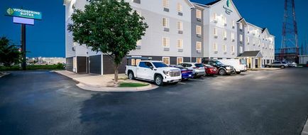 WoodSpring Suites Tulsa Exterior