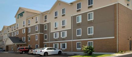 WoodSpring Suites Signature Broken Arrow Exterior