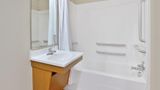 <b>WoodSpring Suites Spartanburg Duncan Room</b>. Images powered by <a href="https://iceportal.shijigroup.com/" title="IcePortal" target="_blank">IcePortal</a>.