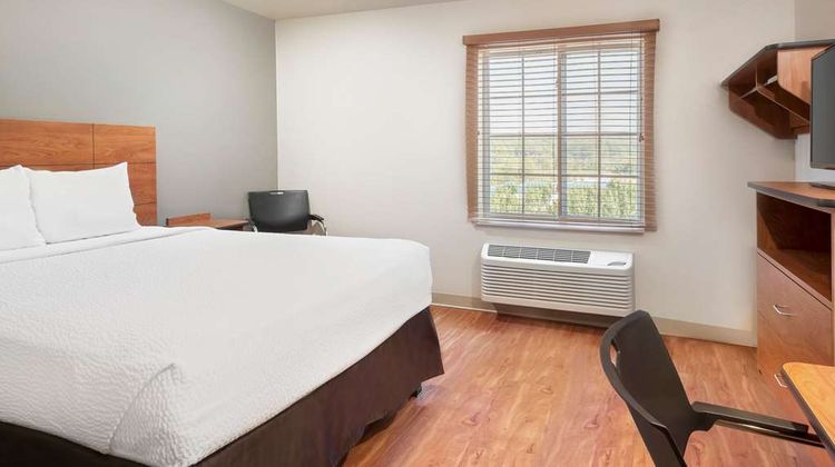 WoodSpring Suites Chattanooga Room