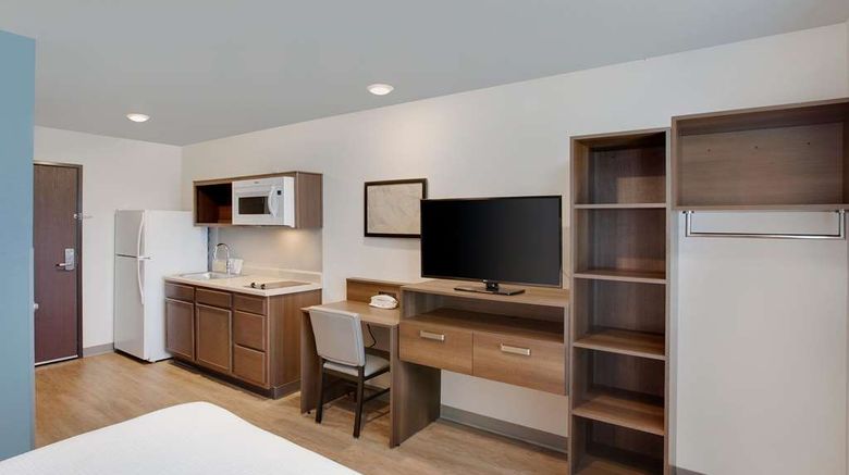 <b>WoodSpring Suites Nashville North Room</b>. Images powered by <a href="https://iceportal.shijigroup.com/" title="IcePortal" target="_blank">IcePortal</a>.