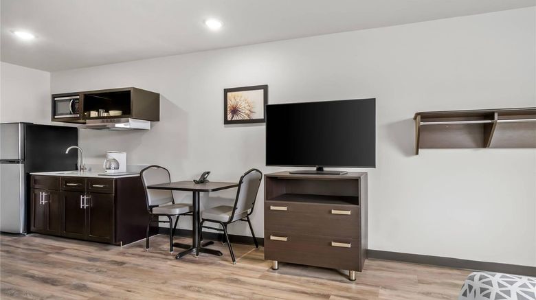 <b>WoodSpring Suites Memphis Northeast Suite</b>. Images powered by <a href="https://iceportal.shijigroup.com/" title="IcePortal" target="_blank">IcePortal</a>.