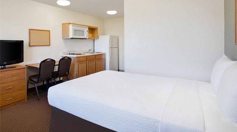 <b>WoodSpring Suites Richmond Fort Lee Room</b>. Images powered by <a href="https://iceportal.shijigroup.com/" title="IcePortal" target="_blank">IcePortal</a>.
