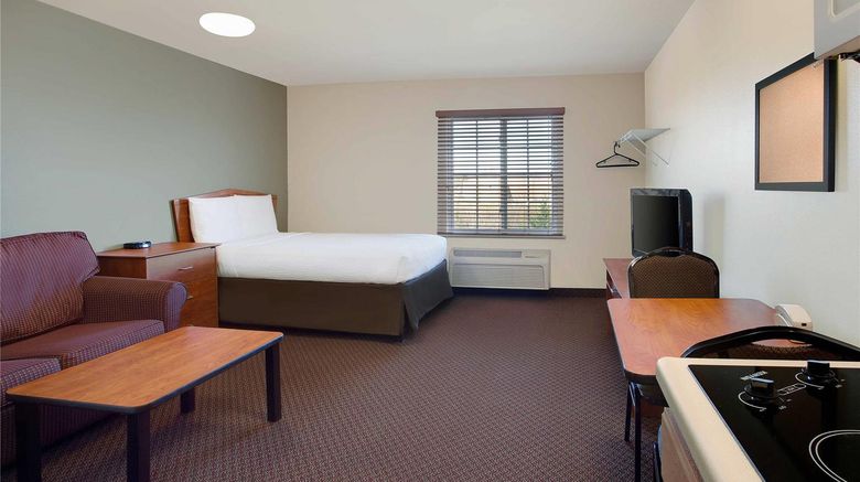 <b>WoodSpring Suites Richmond Fort Lee Room</b>. Images powered by <a href="https://iceportal.shijigroup.com/" title="IcePortal" target="_blank">IcePortal</a>.