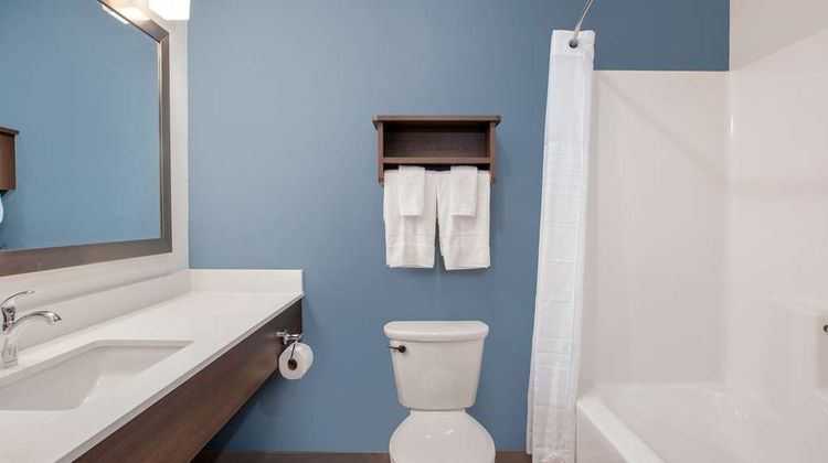 WoodSpring Suites Quantico Room