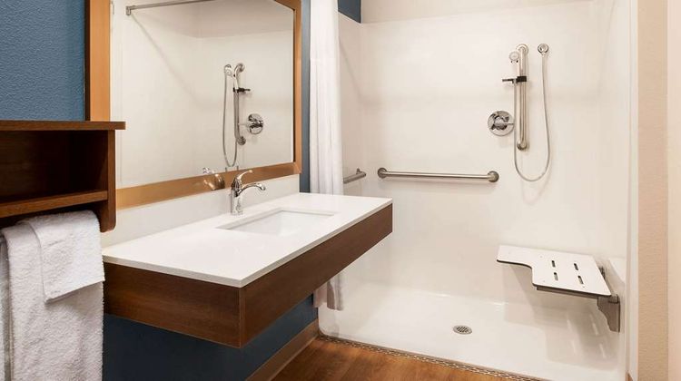 WoodSpring Suites Quantico Room