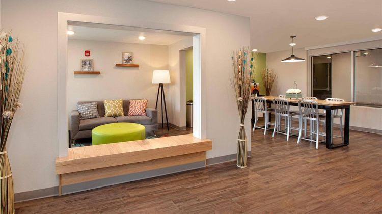 WoodSpring Suites Quantico Lobby