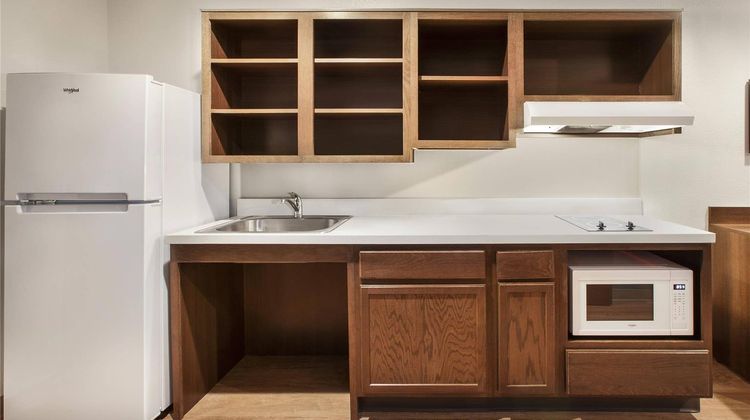 WoodSpring Suites Quantico Room