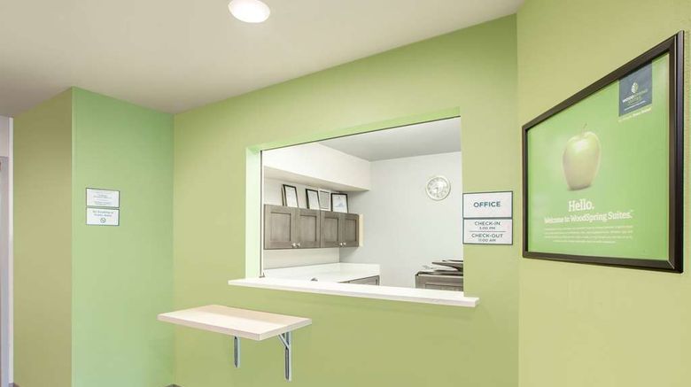 <b>WoodSpring Suites Richmond West Lobby</b>. Images powered by <a href="https://iceportal.shijigroup.com/" title="IcePortal" target="_blank">IcePortal</a>.