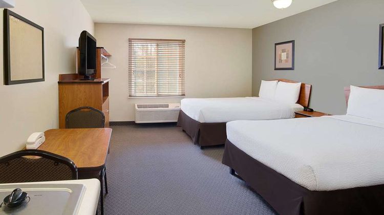 WoodSpring Suites Richmond West Room