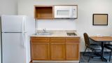 WoodSpring Suites Manassas Room