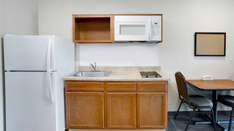 <b>WoodSpring Suites Manassas Room</b>. Images powered by <a href="https://iceportal.shijigroup.com/" title="IcePortal" target="_blank">IcePortal</a>.