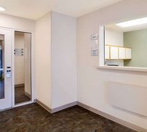 WoodSpring Suites Chesapeake-Norfolk S Lobby