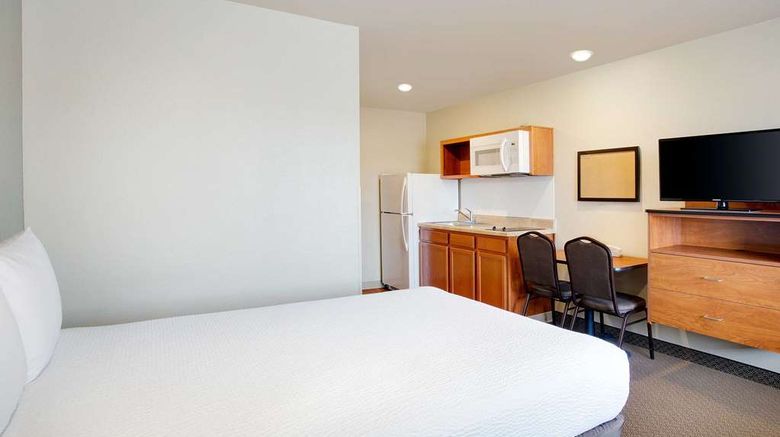 <b>WoodSpring Suites Norfolk Greenbrier Room</b>. Images powered by <a href="https://iceportal.shijigroup.com/" title="IcePortal" target="_blank">IcePortal</a>.