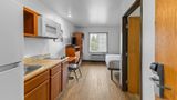 WoodSpring Suites Norfolk Greenbrier Room