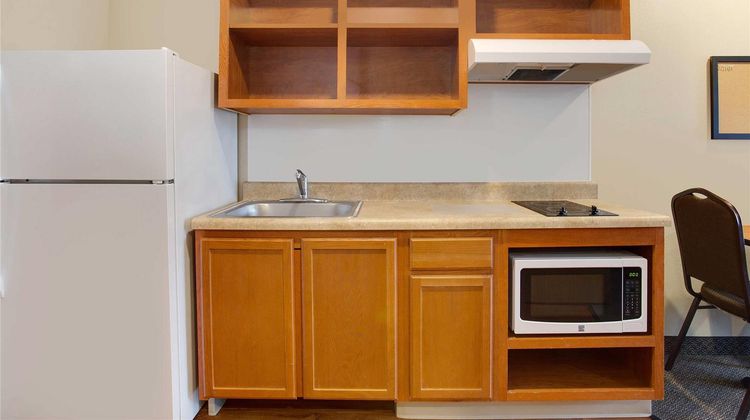 WoodSpring Suites Norfolk Greenbrier Room