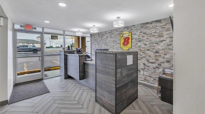 <b>Super 8 by Wyndham Morganton Lobby</b>. Images powered by <a href="https://iceportal.shijigroup.com/" title="IcePortal" target="_blank">IcePortal</a>.