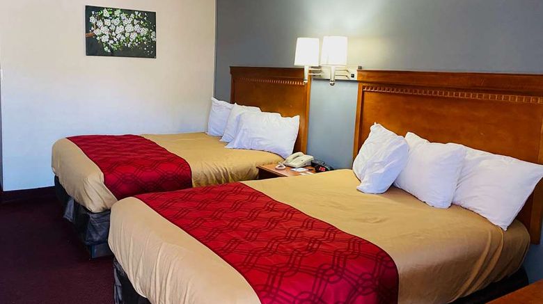 <b>Baymont by Wyndham Lake George Room</b>. Images powered by <a href="https://iceportal.shijigroup.com/" title="IcePortal" target="_blank">IcePortal</a>.