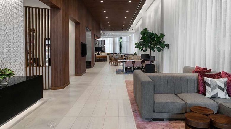<b>Hyatt Place Atlanta Perimeter Center Lobby</b>. Images powered by <a href="https://iceportal.shijigroup.com/" title="IcePortal" target="_blank">IcePortal</a>.